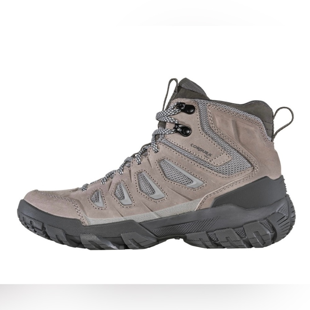 Oboz hiking shoes: Sawtooth X Mid